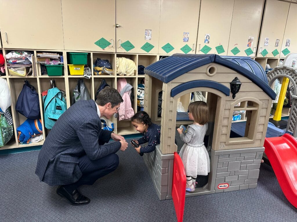 Mayor Brett Smiley visits Dr. Day Care Providence